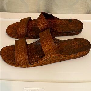 J-slips Hawaiian Jesus Unisex Sandals Brown Size‎ W7/M5.5
